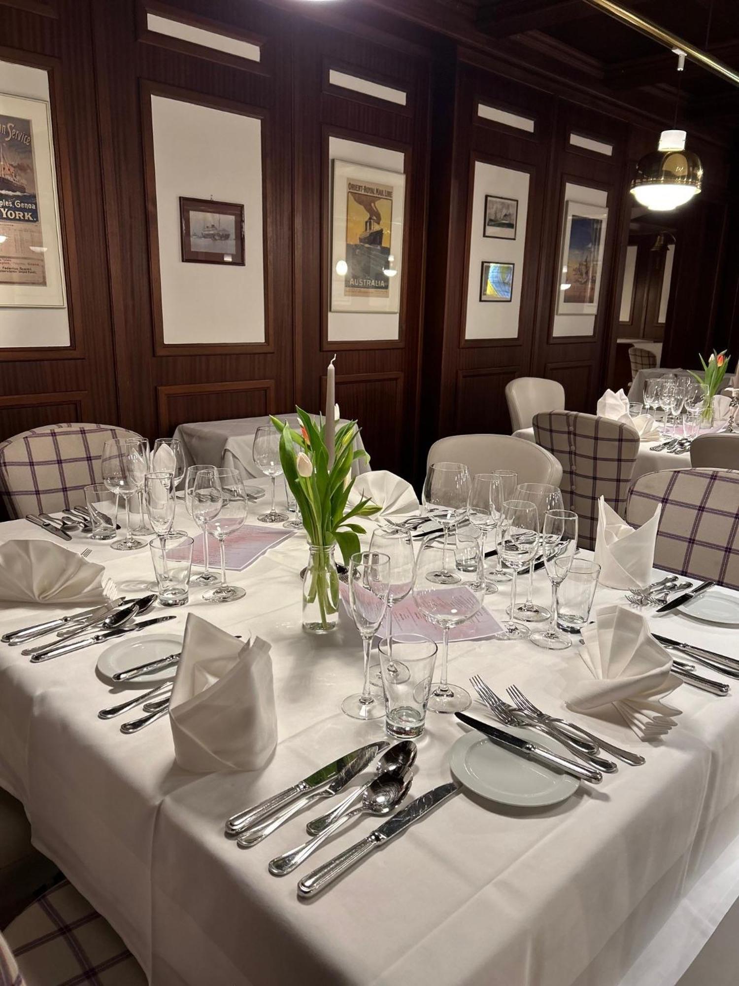 קרלסרוהה Hotel-Restaurant Steuermann מראה חיצוני תמונה