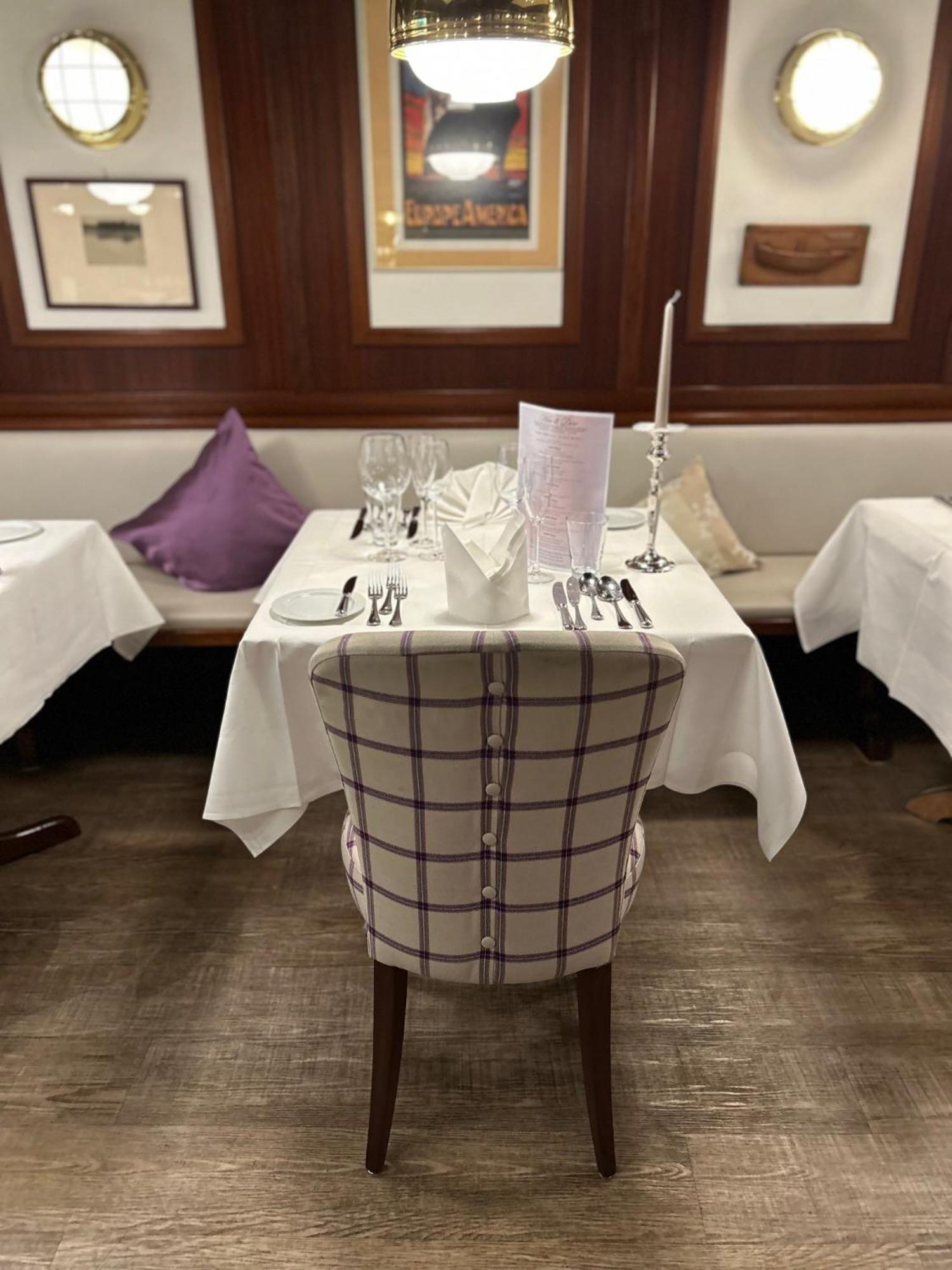 קרלסרוהה Hotel-Restaurant Steuermann מראה חיצוני תמונה